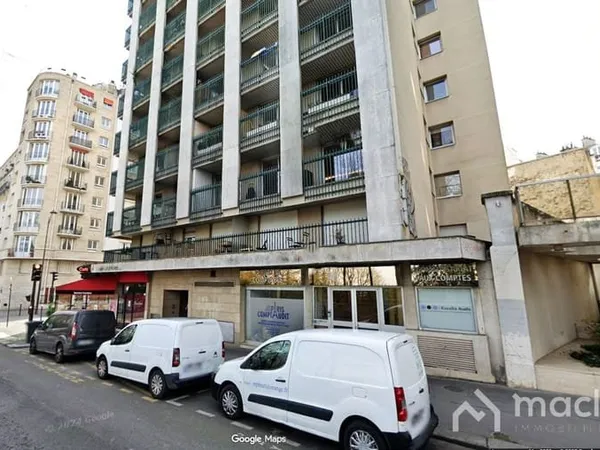 Local commercial 208 m2 en sous-sol Rue des Alouettes, Paris
