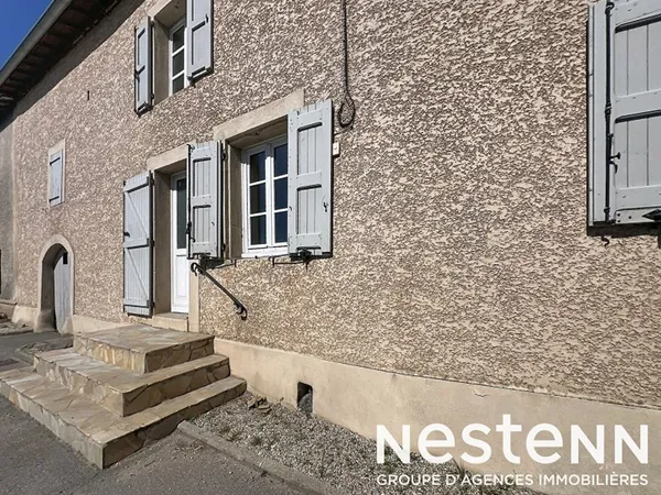 Maison 7 pièces à vendre à Mornant avec grand potentiel d'aménagement