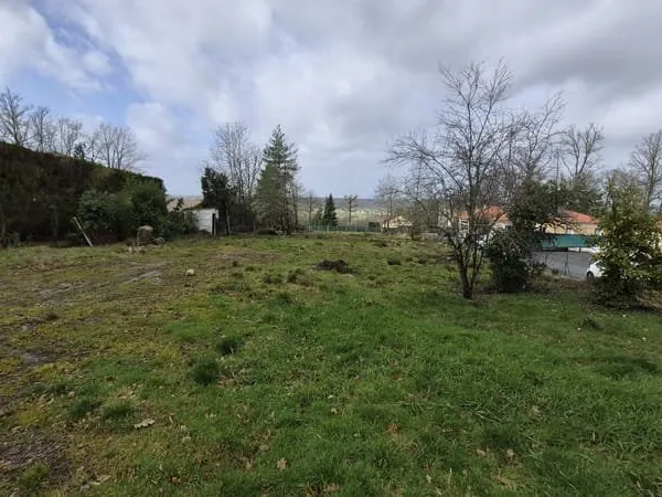 Magnifique terrain constructible à isle