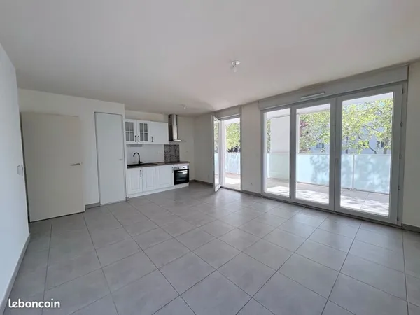 Appartement Montpellier 3 pièces 65m2 Terrasse + Parking proche centre historique