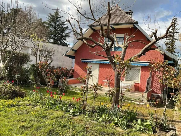 Maison 6 pièces 158 m²