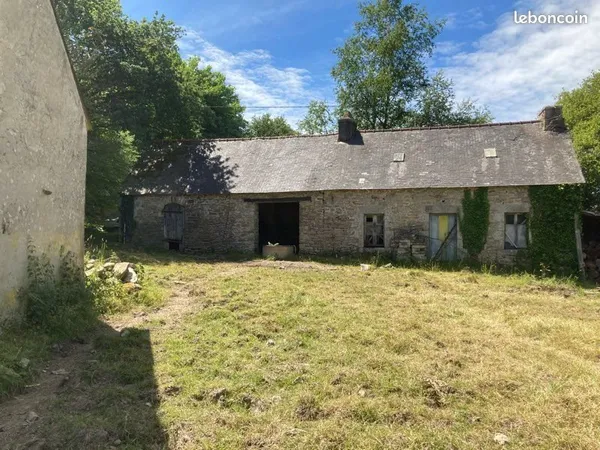 Corp de ferme avec terrain