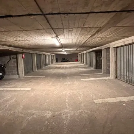 A vendre lot de 15 garages à Bayonne Marracq