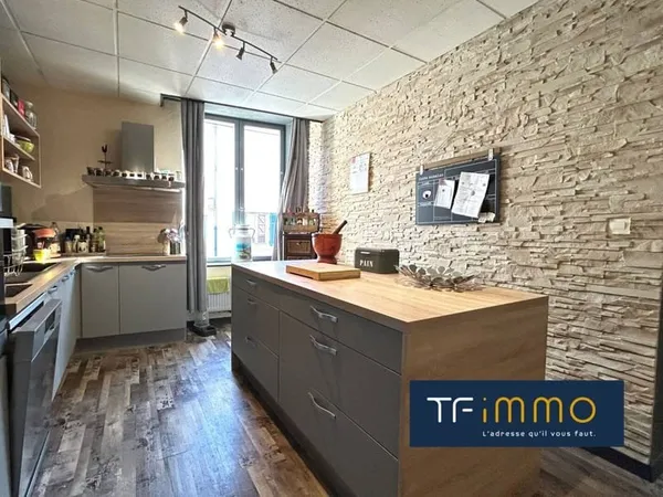 Maison 6 pièces 253 m²