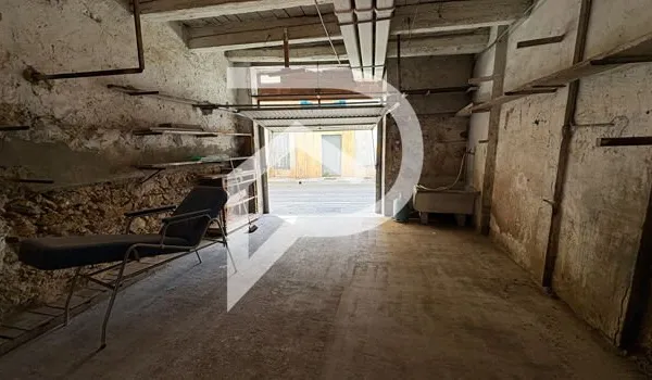 Parking 60 m²