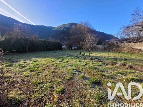 Terrain 1245 m²