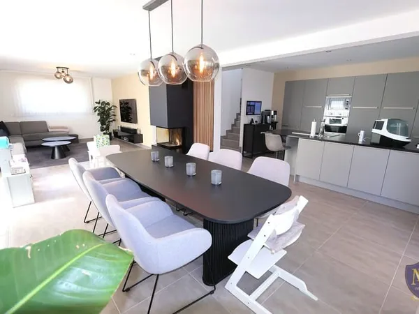 SAINT-LOUIS NEUWEG AU CALME BELLE MAISON CONTEMPORAINE DE 14