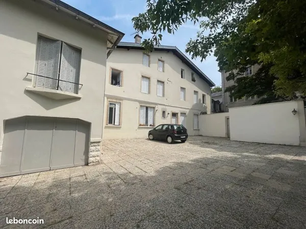 Immeuble de rapport 18 pièces 416 m²