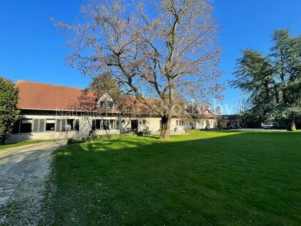Maison 20 pièces 533 m²