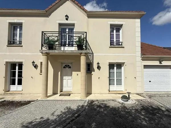 Maison 5 pièces 145 m²