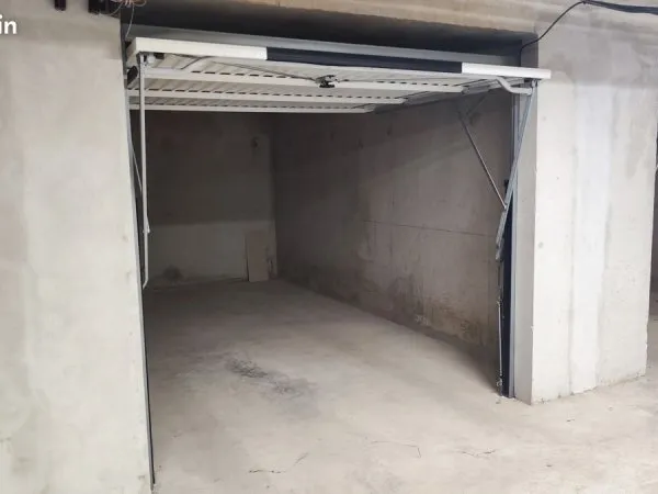 Loue garage porticcio