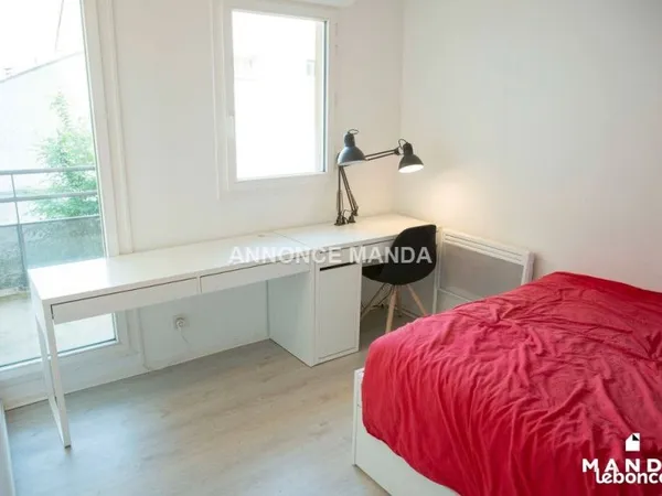Chambre 4 pièces 10 m²