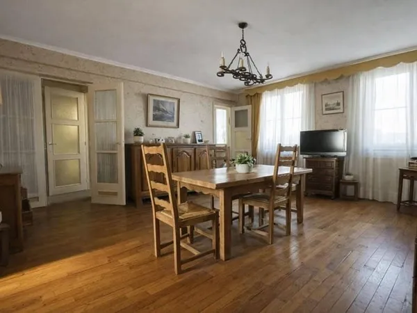 Appartement 4 pièces 100 m²
