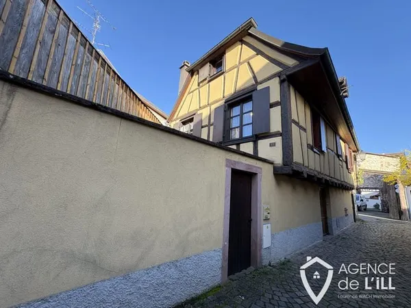 Maison de caractère 95 m2 habitables avec extérieur à Berg