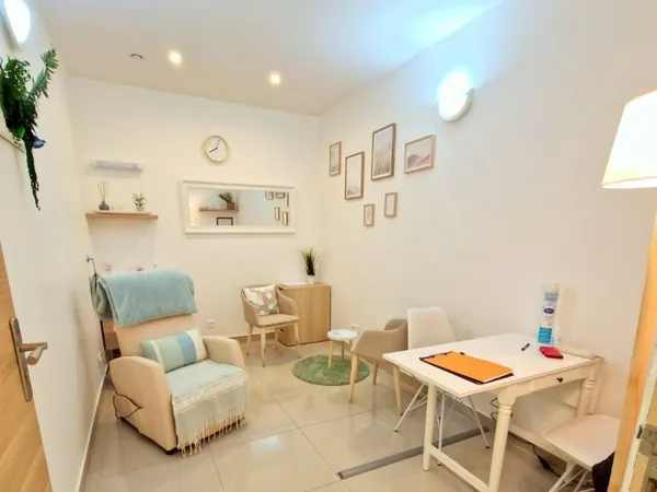 Loue local commercial - 11m²