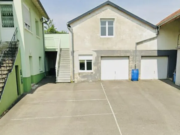 À Oberdorf, Appartement F4 avec 3 chambres et un séjour ,