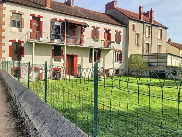 Immeuble de rapport 10 pièces