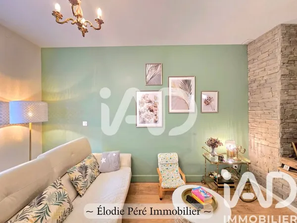Maison 7 pièces 235 m²