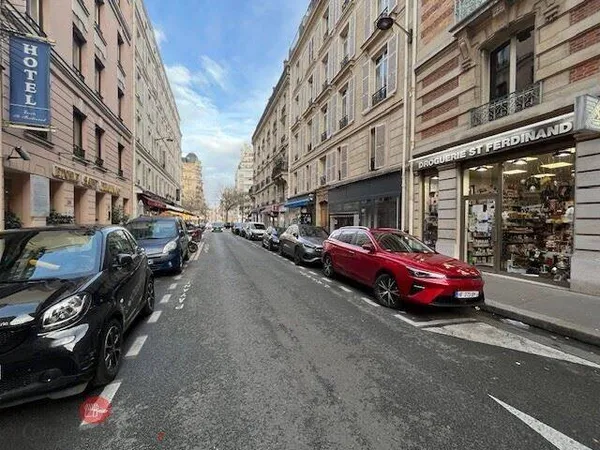 Boutique 322 m²