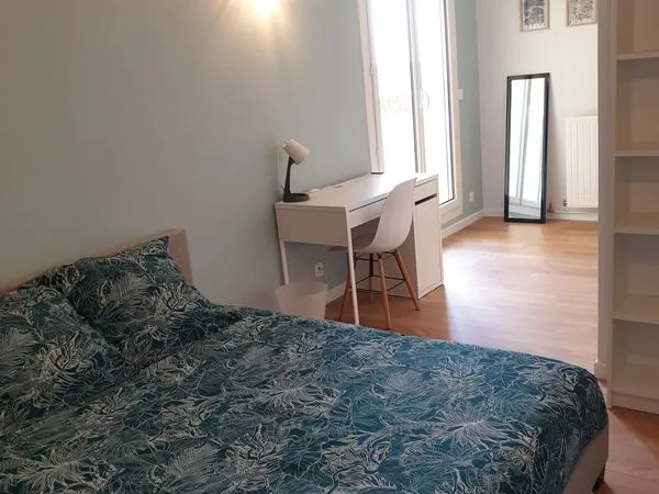 Appartement 84 m2 - 3 chambres - Idéal colocation - Face C.H.U
