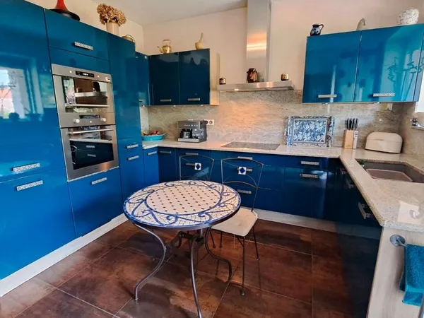 Maison 5 pièces 152 m²