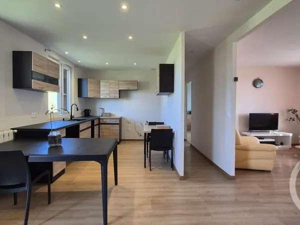 Maison 4 pièces 84 m²