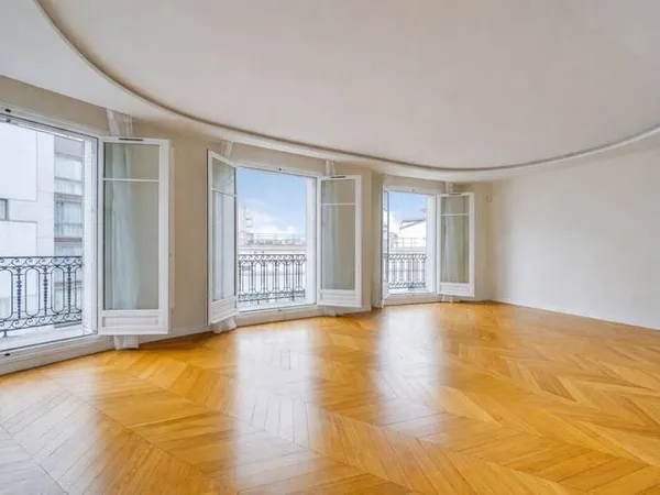Appartement 4 pièces 132 m²