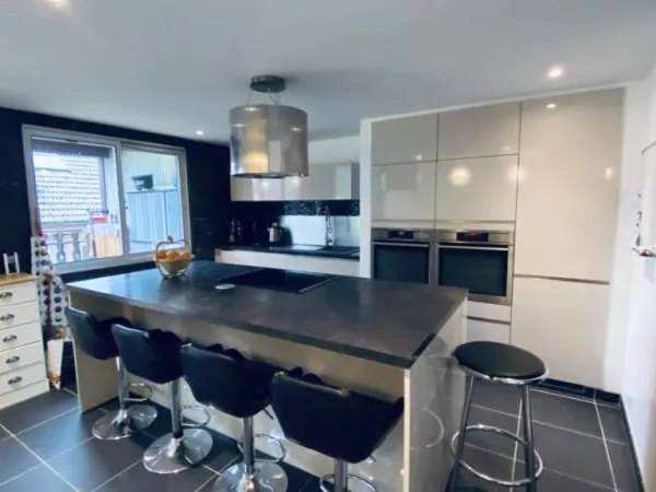 Appartement 5 pièces 169 m²
