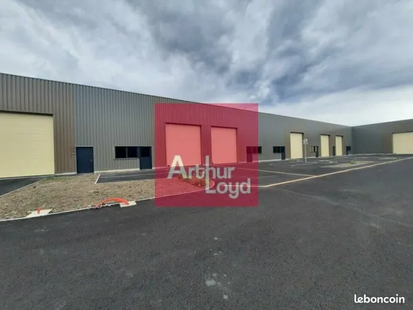Local d'activité 500 m²