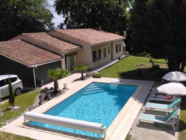Maison plain-pied 145m² avec piscine