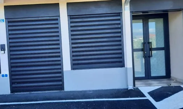 A louer Local professionnel de 52 m² sur Saint-André