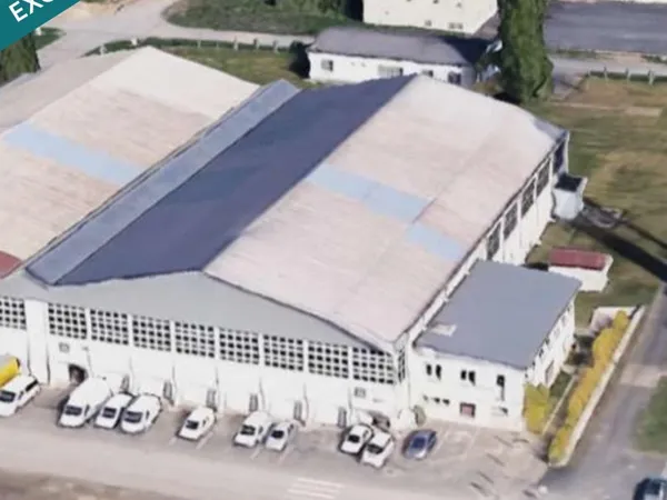 Bâtiments de stockage sur cite de 2900M2