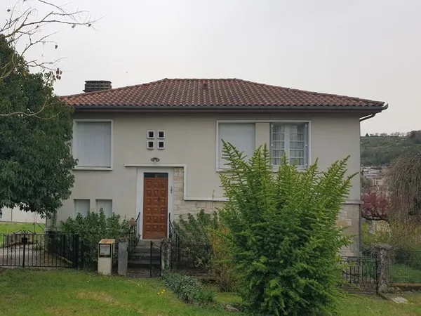 Pavillon de 5 pièces principales