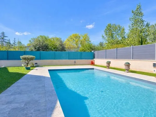 Maison 8 pièces 224 m²