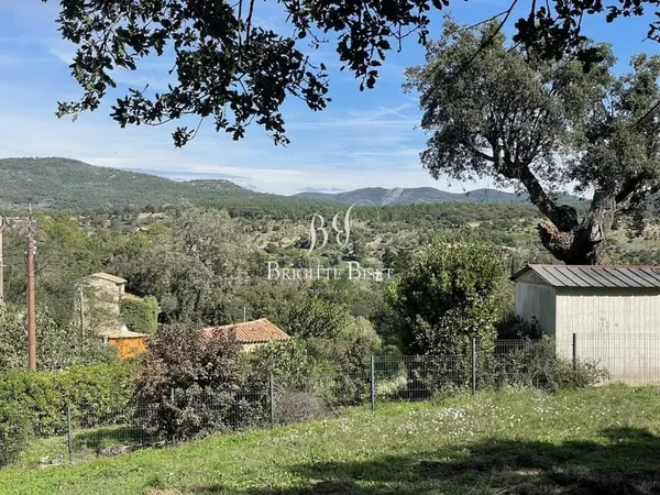 Terrain à vendre à Plan De La Tour