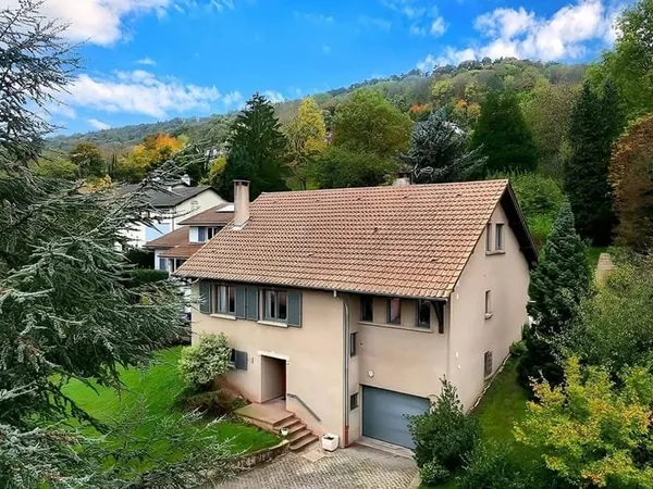 Maison 7 pièces 165 m²