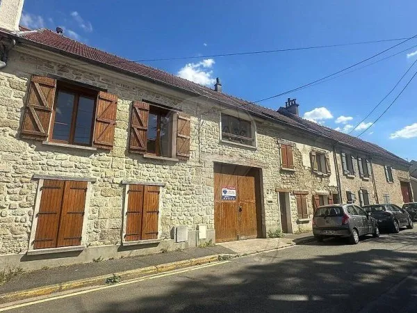 Immeuble 320 m²