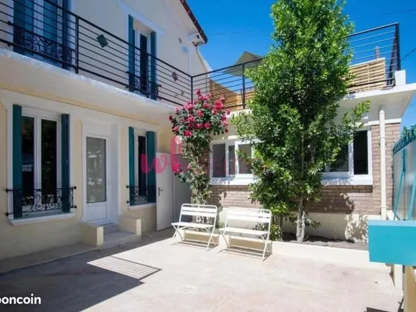 Maison 1 pièce 180 m²
