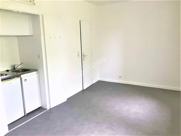 STUDIO RENOVE / SECTEUR AV CLEMENCEAU