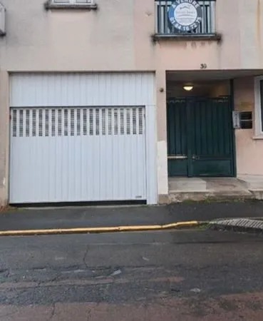 Loue place de parking sécurisée a Drancy