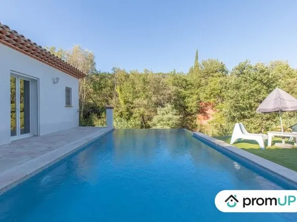 Maison 7 pièces 240 m²