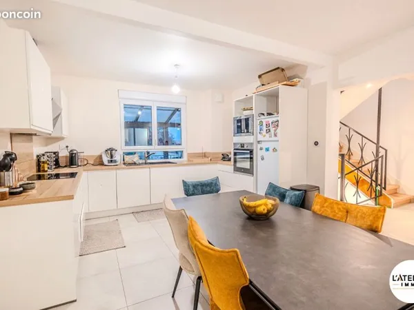 Maison 5 pièces 165 m²