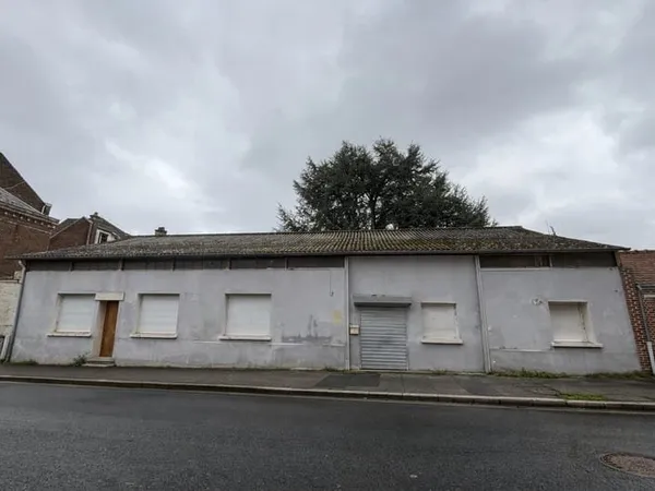 ENSEMBLE IMMOBILIER À FORT POTENTIEL PROCHE DE LA GARE