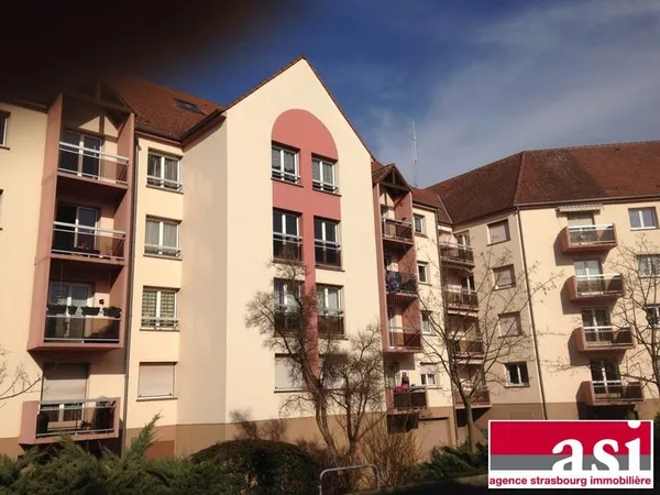 PARKING EXTERIEUR PRIVATIF