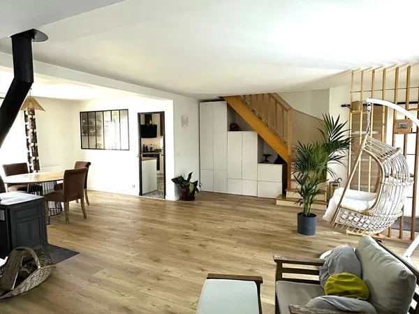 Maison 8 pièces 162 m²