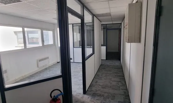 Bureaux 103 m²