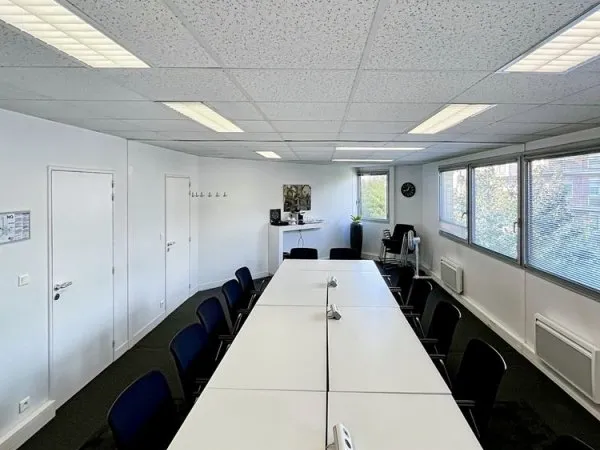Accès tout inclus à des espaces de bureau professionnels pour 4 personnes à Rouen Cite Administrativ