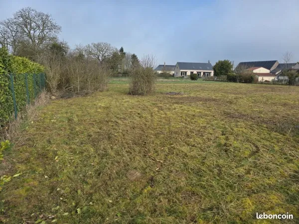 Terrain de 1600m² à 7 min au sud de Vendôme
