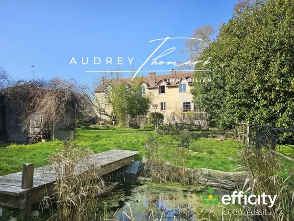 Maison 10 pièces 252 m²
