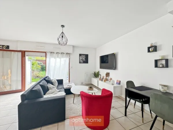 Maison 4 pièces avec jardin, terrasse, parking sécurisé et garage - Saint-Jacques-de-la-Lande